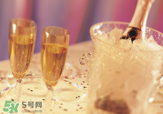  一般的香檳多少錢一瓶？香檳一般多少度