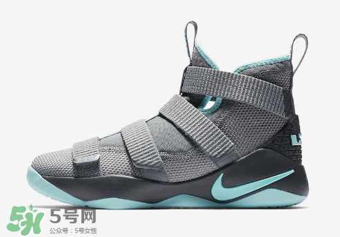 nike lebron soldier 11 igloo多少錢？耐克士兵11冰屋配色價格