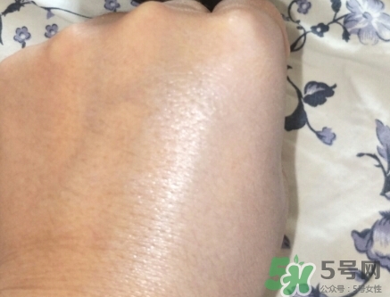 凱芙蘭素顏霜怎么用？凱芙蘭w9素顏霜使用方法