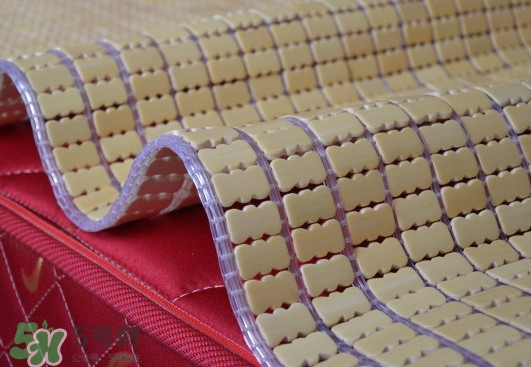 竹涼席常睡對(duì)身體有害嗎？竹涼席怎么保存