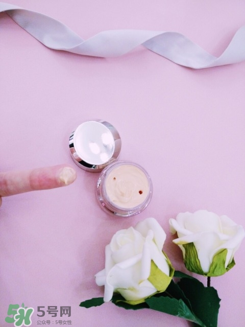 玉蘭油眼部素顏霜怎么樣？玉蘭油眼部素顏霜多少錢