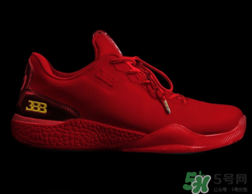 big baller brand zo2獨(dú)立日配色多少錢(qián)？球哥簽名鞋官網(wǎng)價(jià)格