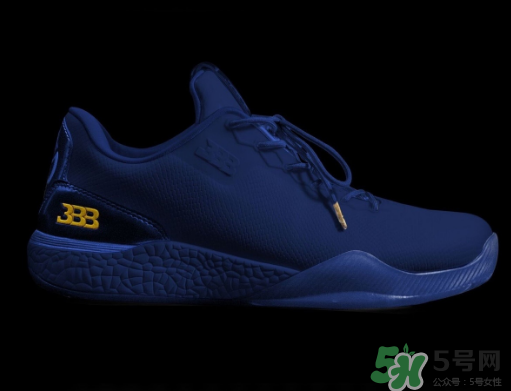 big baller brand zo2獨(dú)立日配色多少錢(qián)？球哥簽名鞋官網(wǎng)價(jià)格