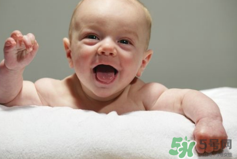 新生兒母乳喂養(yǎng)腹瀉需要換奶粉喂嗎？