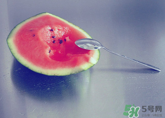 西瓜和玉米能一起吃嗎？西瓜和玉米能同時吃嗎？