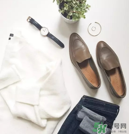 樂(lè)福鞋是什么？樂(lè)福鞋哪個(gè)牌子最有名？