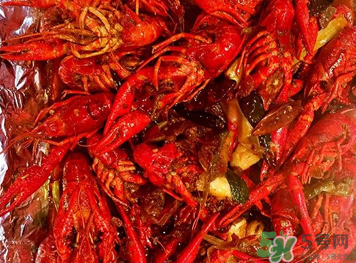 麻辣小龍蝦能隔夜吃嗎？麻辣小龍蝦隔夜能吃嗎？