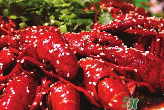 麻辣小龍蝦怎么保存？麻辣小龍蝦可以放冰箱嗎？