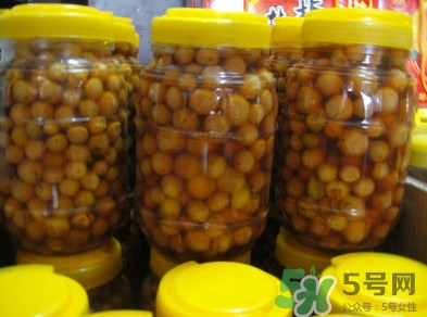 山黃皮怎么腌制成甜的？山黃皮醬的制作方法