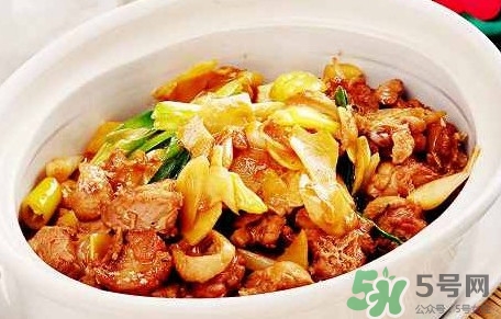 山黃皮燜鴨怎么做好吃？山黃皮燜鴨的做法