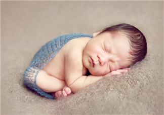 新生兒吃母乳一天拉幾次正常？新生兒吃母乳的排便規(guī)律