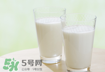 嬰兒奶粉老人能喝嗎？老人能不能喝嬰兒奶粉？