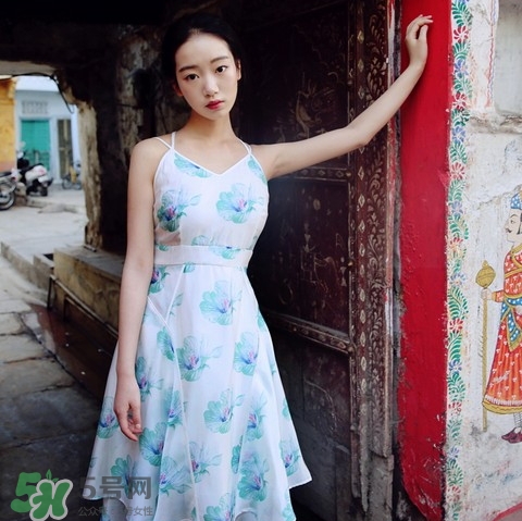 8月份去三亞穿什么？八月份去三亞穿什么衣服？