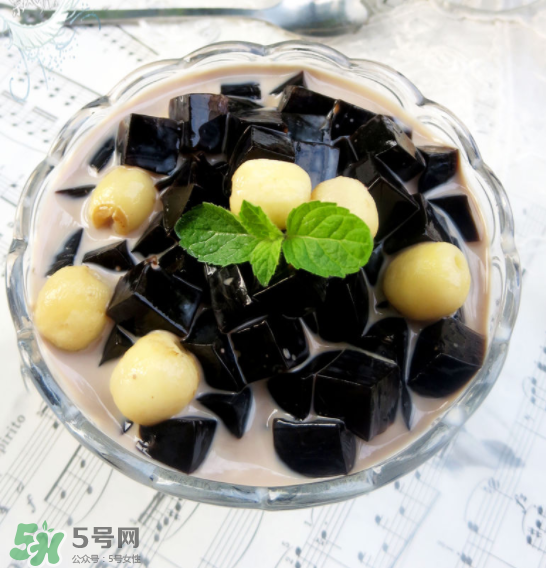 兒童能吃龜苓膏嗎？龜苓膏小孩能吃嗎？