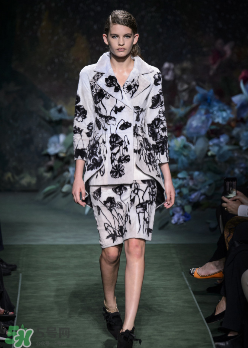 fendi2017秋冬高定秀服裝怎么樣_好看嗎？