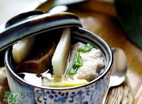 榴蓮殼燉排骨殼能吃嗎？榴蓮殼燉排骨什么味道？