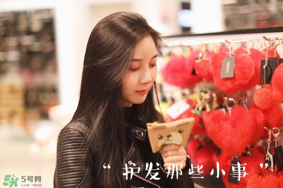 頭發(fā)干枯主要是什么原因 關(guān)于護發(fā)的一些碎碎念 頭發(fā)干枯主要是什么原因 關(guān)于護發(fā)的一些碎碎念