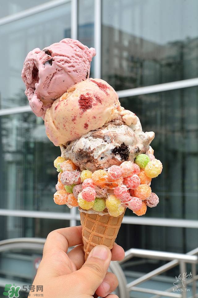 emack bolio's堆疊冰淇淋多少錢(qián)？堆疊冰淇淋好吃嗎？