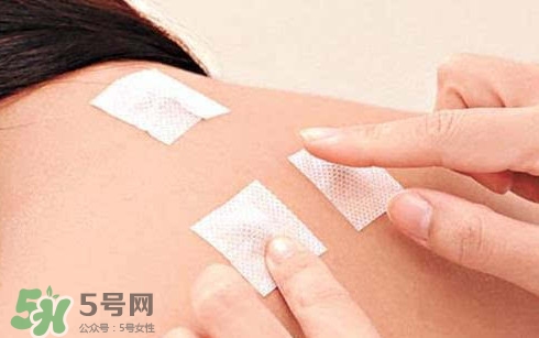 三伏灸一療程多少錢？三伏灸和三伏貼的區(qū)別