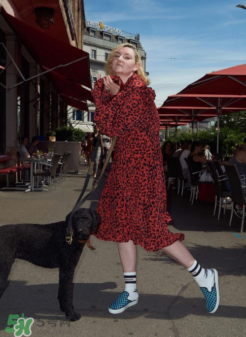 vetements與vans聯(lián)名系列鞋子什么時(shí)候發(fā)售？