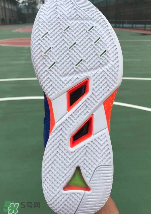 匹克霍華德2代plus多少錢(qián)?匹克霍華德2代plus價(jià)格 匹克霍華德2代plus多少錢(qián)?匹克霍華德2代plus價(jià)格