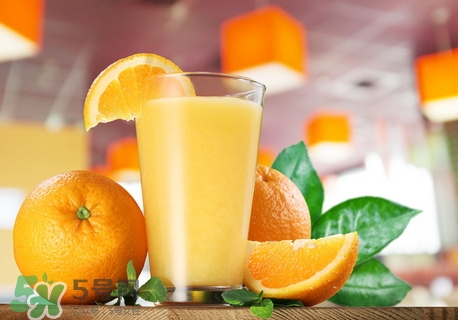 夏天出汗多應(yīng)喝什么水_夏天出汗多喝什么水好 夏天出汗多應(yīng)喝什么水_夏天出汗多喝什么水好