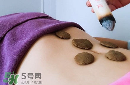 三伏灸一療程多少錢？三伏灸和三伏貼的區(qū)別