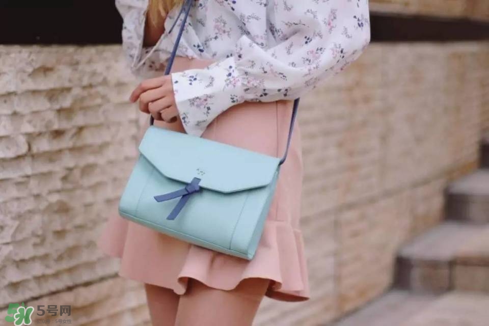 夏天背什么包包好看 夏天時尚又實用的小眾包包 夏天背什么包包好看 夏天時尚又實用的小眾包包
