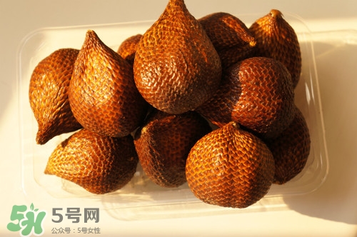 蛇皮果怎么挑？蛇皮果怎么剝？