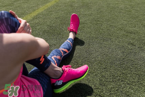 new balance fuelcell跑鞋腳感怎么樣_值得買嗎？