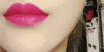 蘭蔻搖搖染唇液哪個(gè)顏色好看？蘭蔻搖搖染唇液色號(hào)試色