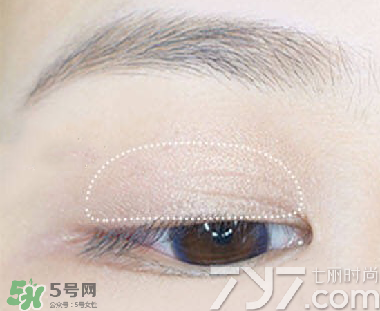 nars吉隆坡眼影怎么畫？nars吉隆坡雙色眼影畫法圖解