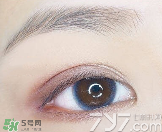 nars吉隆坡眼影怎么畫？nars吉隆坡雙色眼影畫法圖解