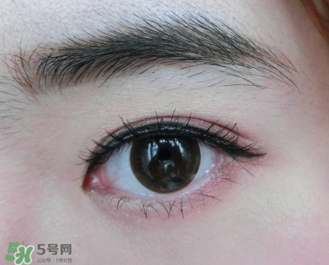 nars吉隆坡眼影怎么畫？nars吉隆坡雙色眼影畫法圖解