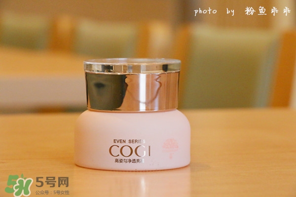 高姿勻凈透亮萃白禮盒多少錢(qián)？高姿勻凈透亮萃白禮盒價(jià)格