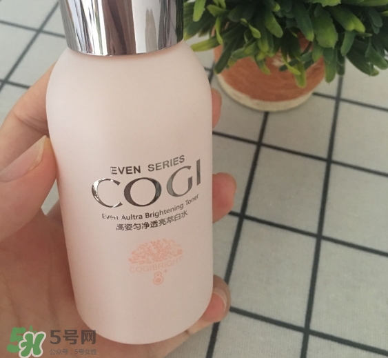 高姿勻凈透亮萃白禮盒多少錢(qián)？高姿勻凈透亮萃白禮盒價(jià)格