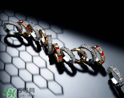 寶格麗靈蛇之戒多少錢(qián)？寶格麗蛇形戒指專(zhuān)柜價(jià)格