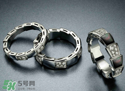 寶格麗靈蛇之戒是什么材質(zhì)？寶格麗蛇形戒指是金的嗎？