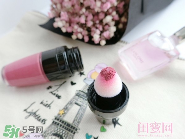 蘭蔻搖搖染唇液270 蘭蔻搖搖染唇液270粉豆沙試色 蘭蔻搖搖染唇液270 蘭蔻搖搖染唇液270粉豆沙試色