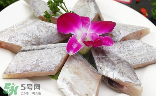 帶魚(yú)是咸的嗎？帶魚(yú)是無(wú)鱗魚(yú)嗎