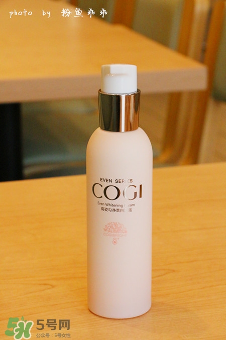 高姿勻凈透亮萃白禮盒多少錢(qián)？高姿勻凈透亮萃白禮盒價(jià)格