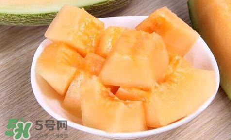 寶寶能吃哈蜜瓜嗎？哈密瓜嬰兒能吃嗎？