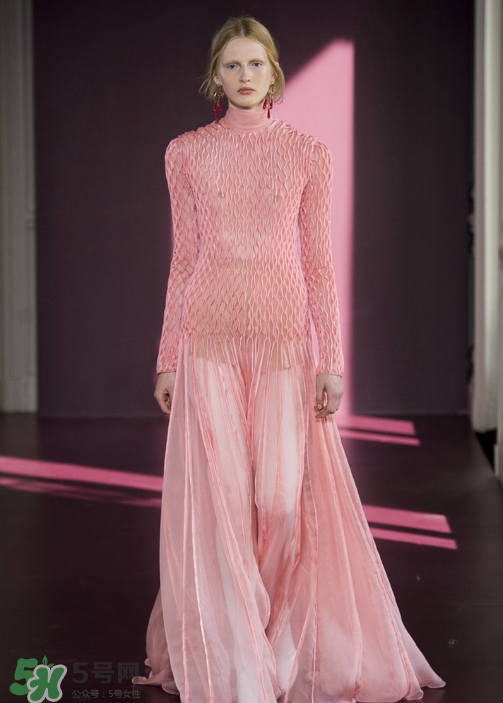 valentino華倫天奴2017秋冬高定怎么樣_好看嗎？