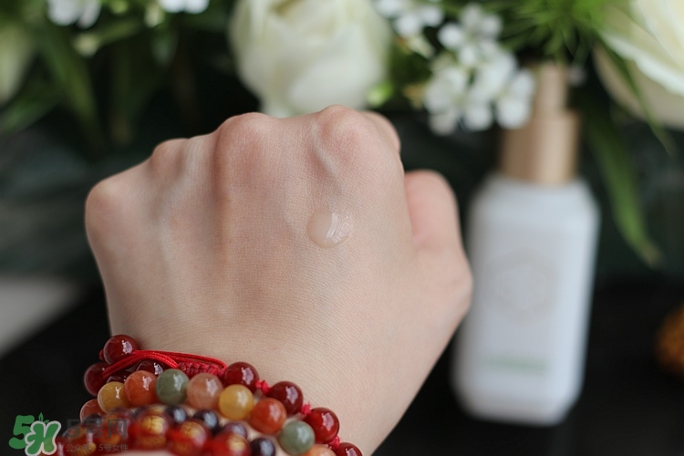 百雀羚三生花冰清瑩白精華液怎么樣_好用嗎 百雀羚三生花冰清瑩白精華液怎么樣_好用嗎