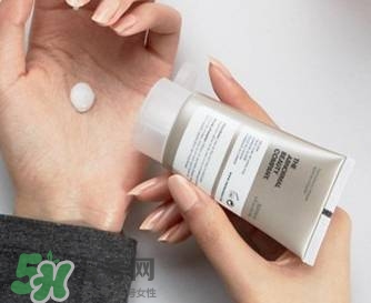 the ordinary是什么牌子？the ordinary是哪個(gè)國(guó)家的