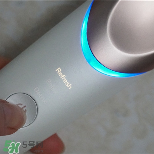 飛利浦眼周煥亮儀怎么用？飛利浦眼周煥亮儀用法