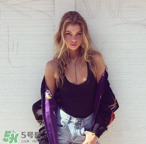 背心搭配什么褲子？背心搭配什么褲子好看？