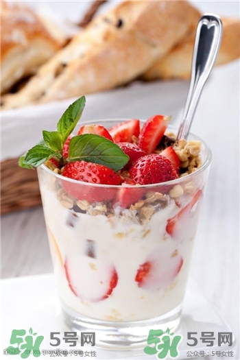 什么酸奶減肥效果好?每天吃多少合適? 什么酸奶減肥效果好?每天吃多少合適?