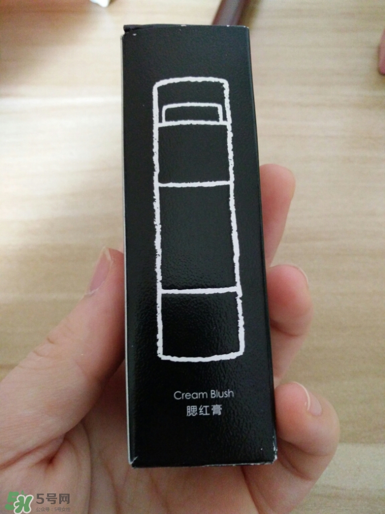 candymoyo膜玉珠光腮紅棒怎么樣_好用嗎 candymoyo膜玉珠光腮紅棒怎么樣_好用嗎