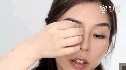眼影貼怎么用？眼影貼使用方法